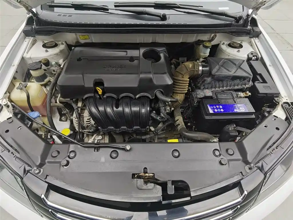 Geely Emgrand 2014 Hatchback 1.5L CVT Elite