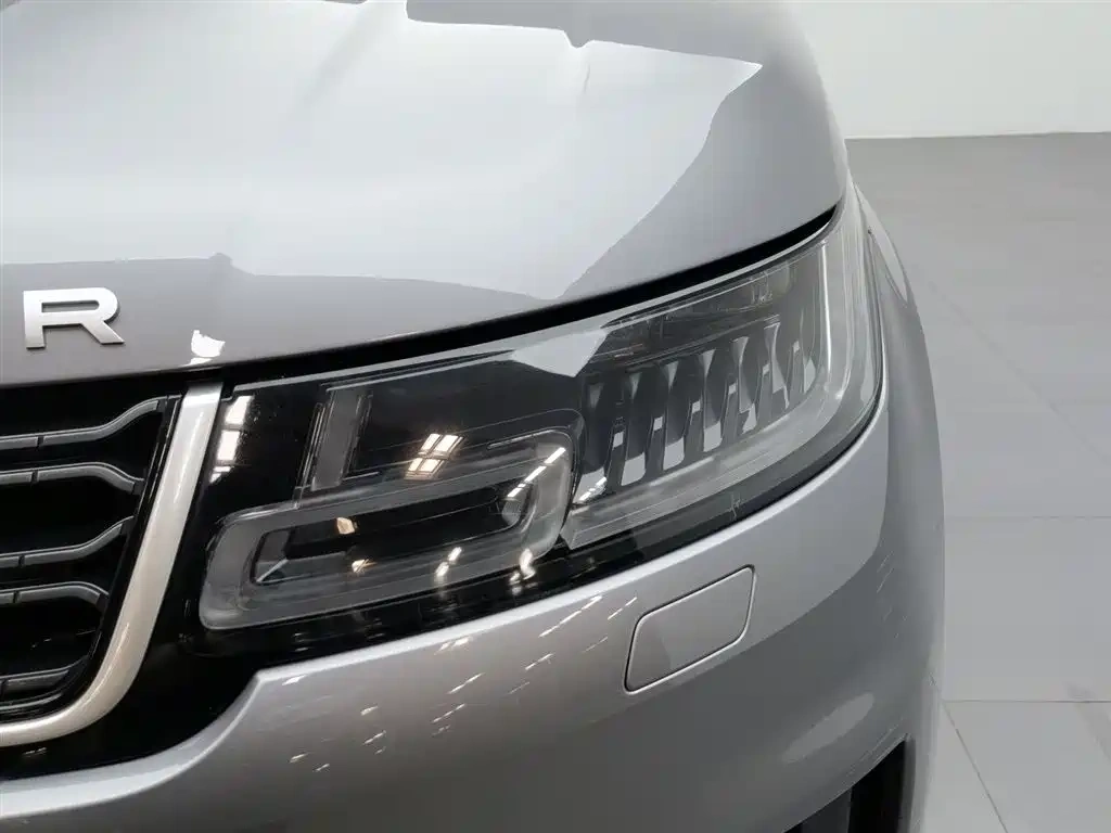 Land Rover Range Rover Sport 2021 3.0 L6 SE