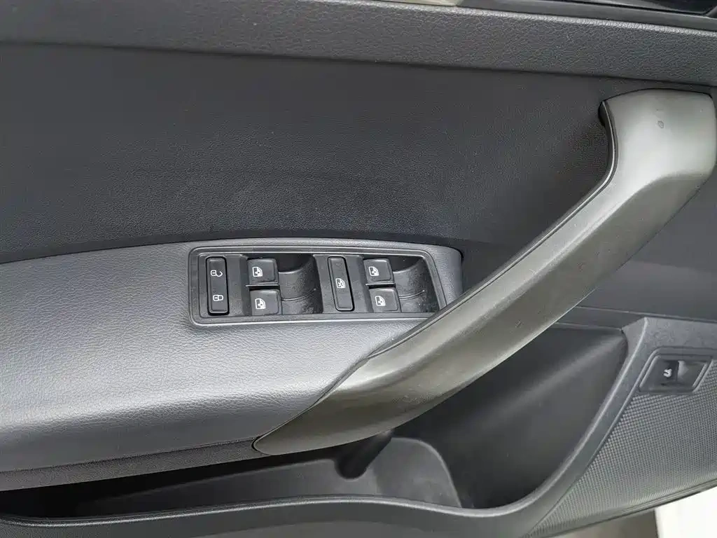 Škoda Rapid 2018 1.6L Automatic Comfort Edition