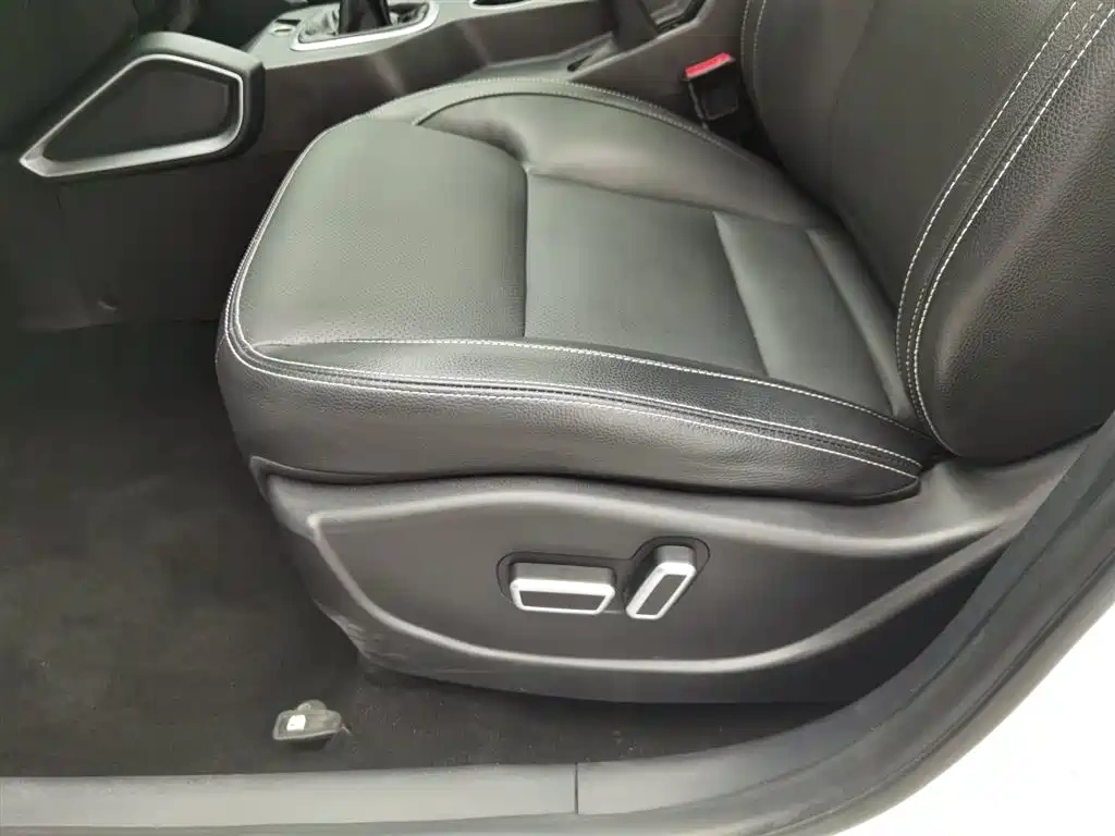 Geely Emgrand X6 2016 1.8L Manual Premium