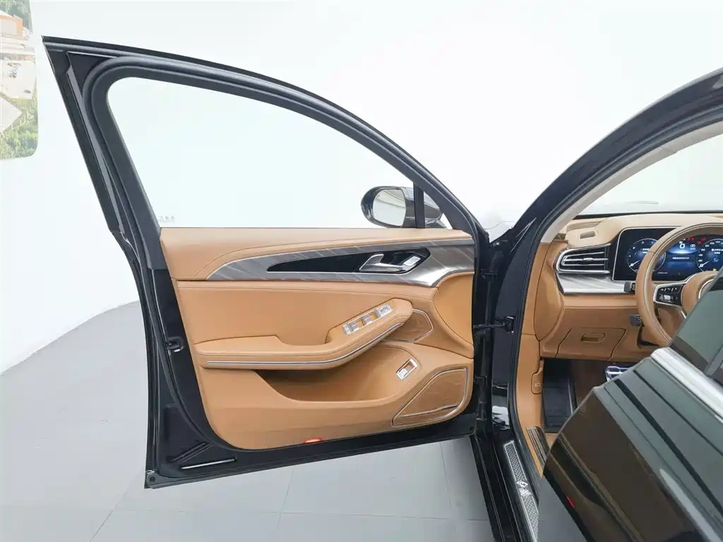 Hongqi Hongqi H9 2023 Model 2.0T Smart Connect Flagship Edition