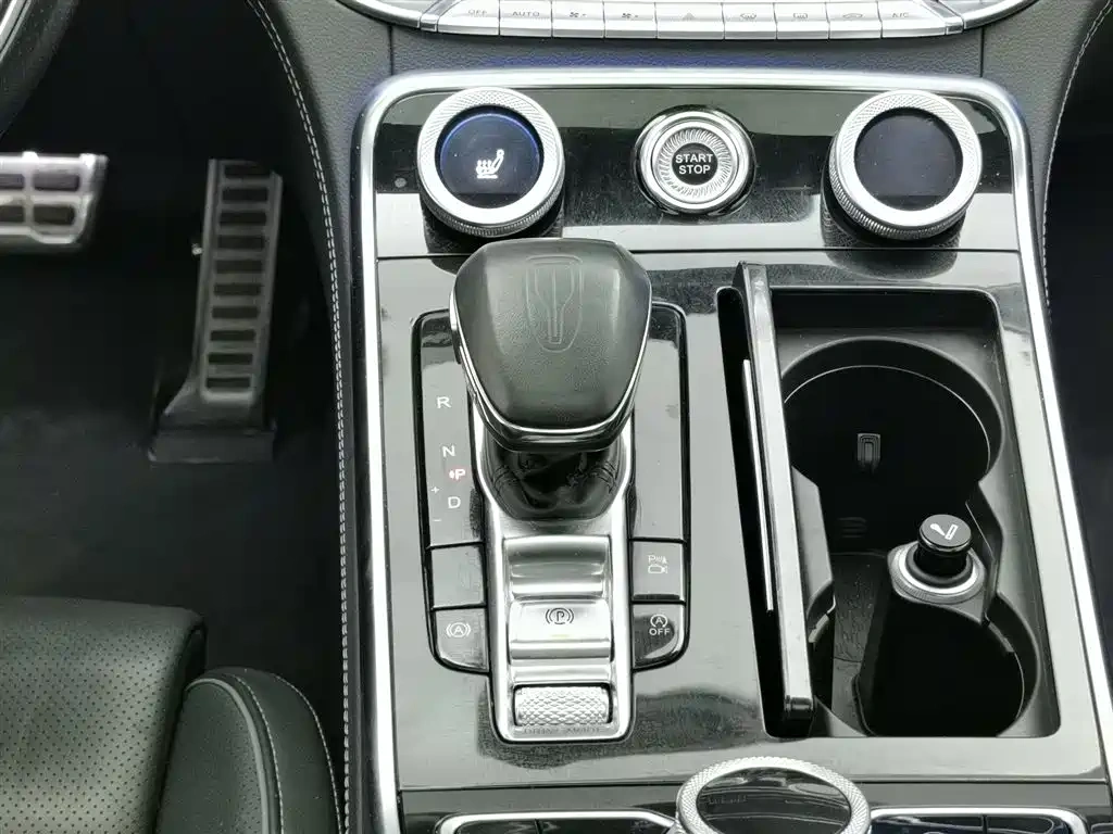 Hongqi Hongqi H9 2020 2.0T Smart Connection Qi Xiang Edition