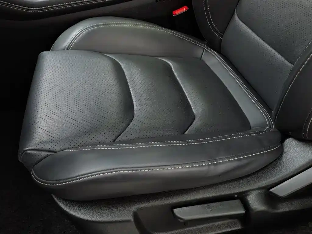 Jetour Jetour X70 Coupe 2020 Model 1.6T DCT Jin Cool 5-Seater