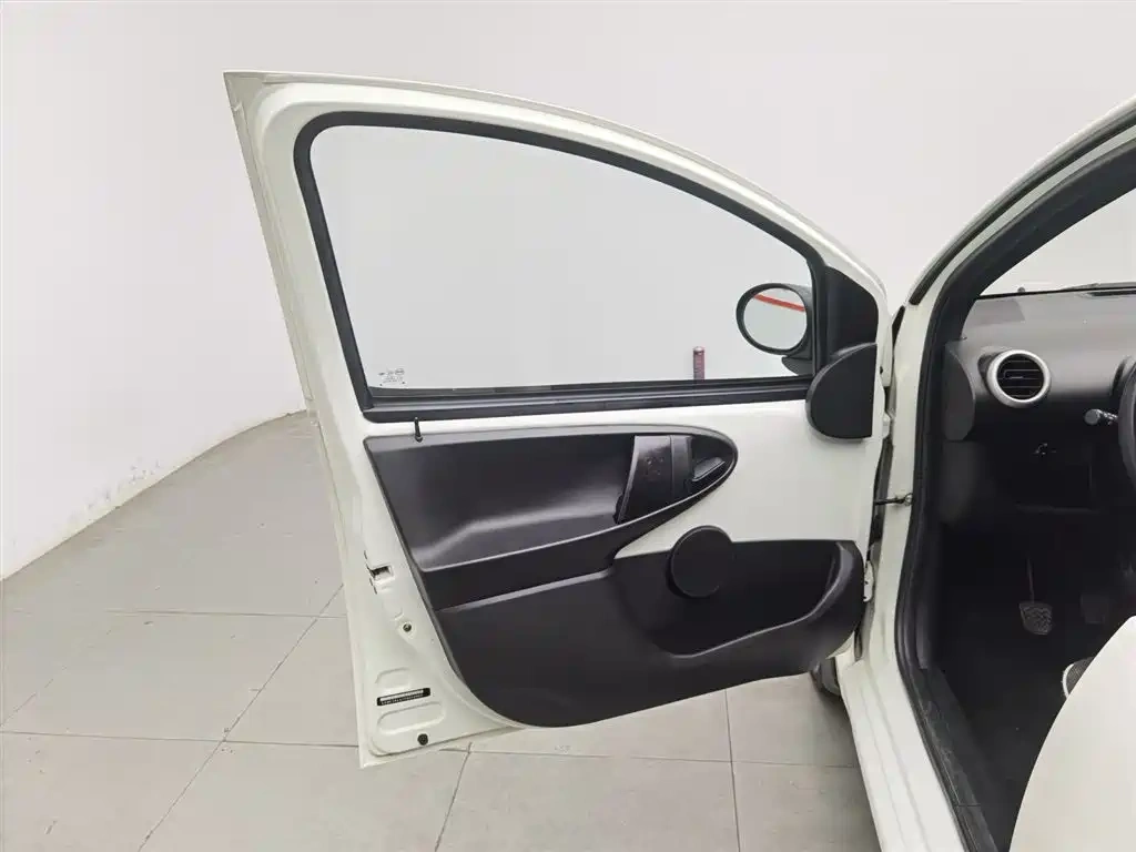 BYD BYD F0 2015 1.0L Xuan Cool Model