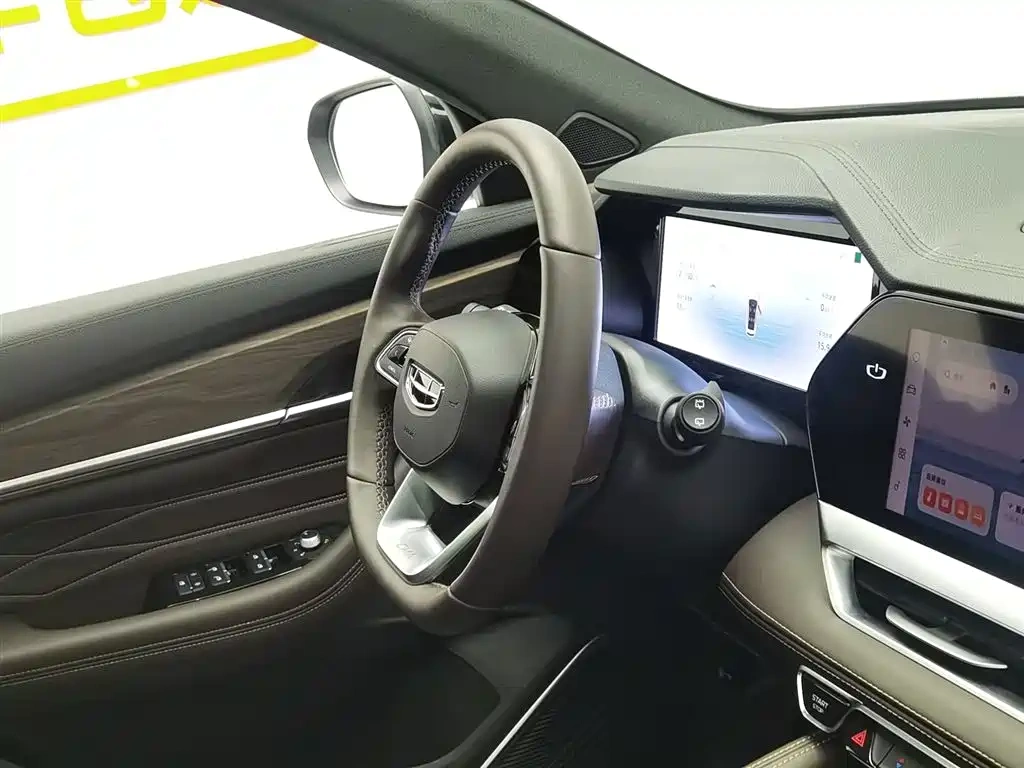 Geely Xingyue L 2025 2.0TD Automatic Cloud Edition