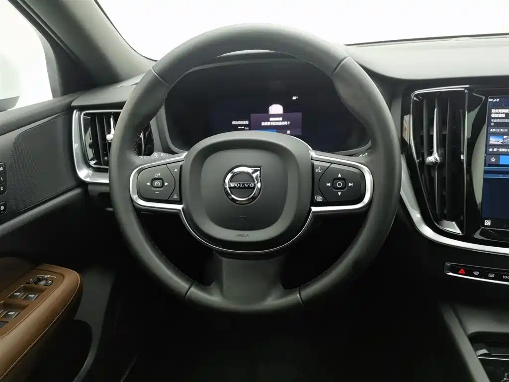 Volvo Volvo S60 2024 B4 Elegance Luxury Edition