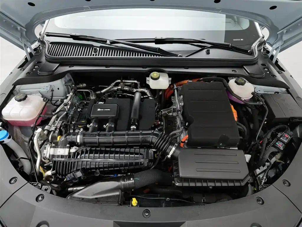 BYD Qin L 2024 DM-i 120KM Leading