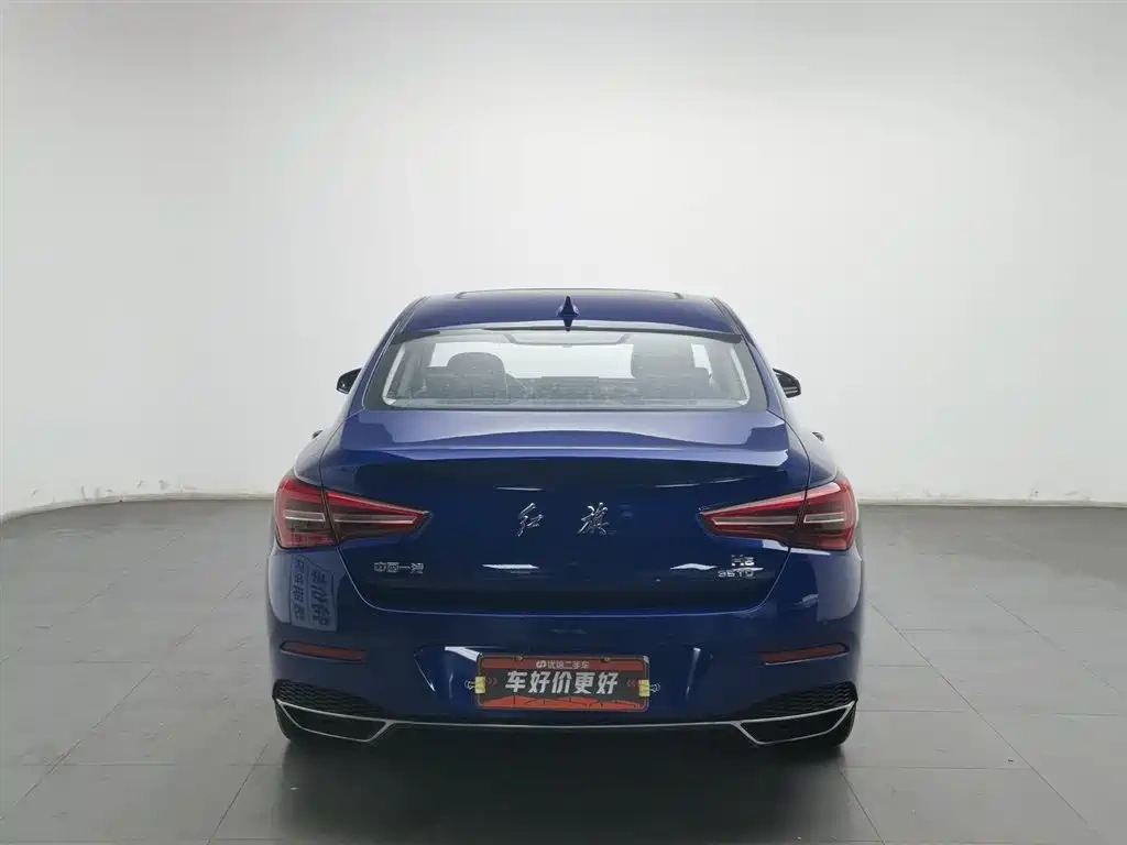 Hongqi Hongqi H5 2022 Classic Facelift 1.8T Automatic Smart Connect Flag Enjoyment Edition
