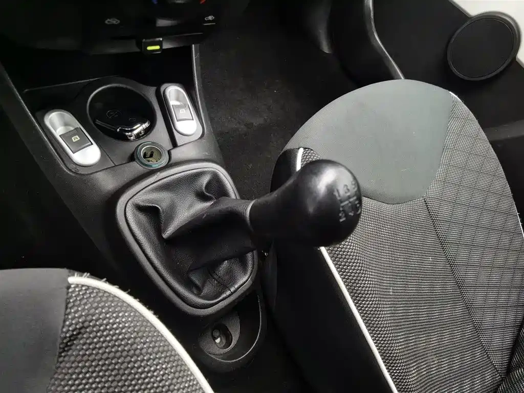 BYD BYD F0 2015 1.0L Xuan Cool Model