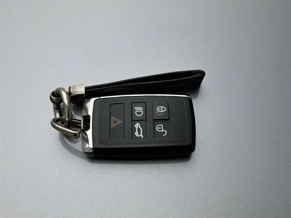 Land Rover Range Rover Sport 2021 3.0 L6 SE