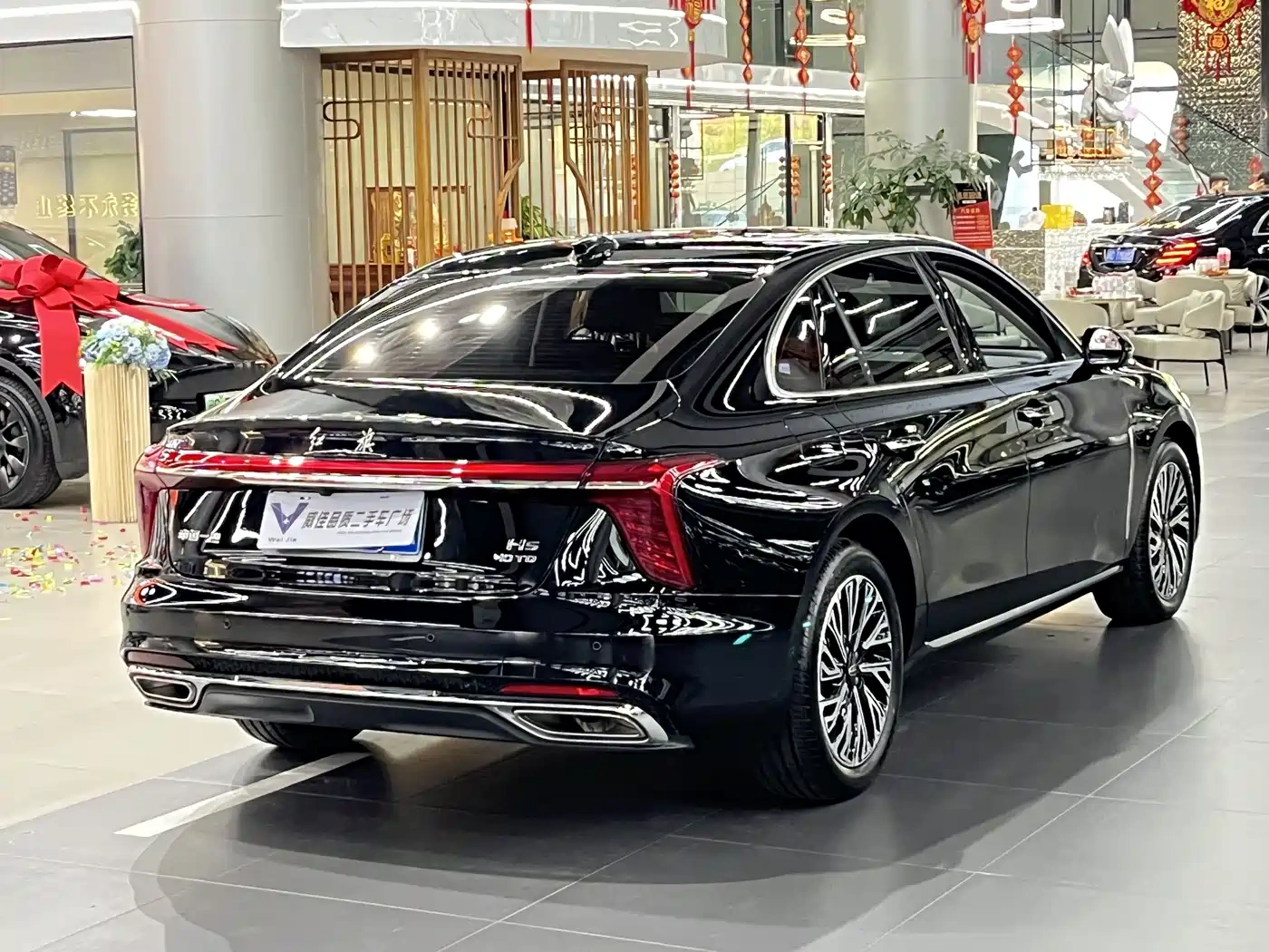Hongqi Hongqi H5 2025 2.0T Automatic Flag Celebration 500,000 Units Anniversary Edition