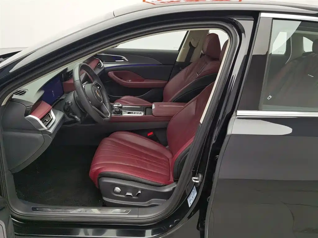 Hongqi Hongqi H5 2023 2.0T Auto Smart Connect Flag Comfort