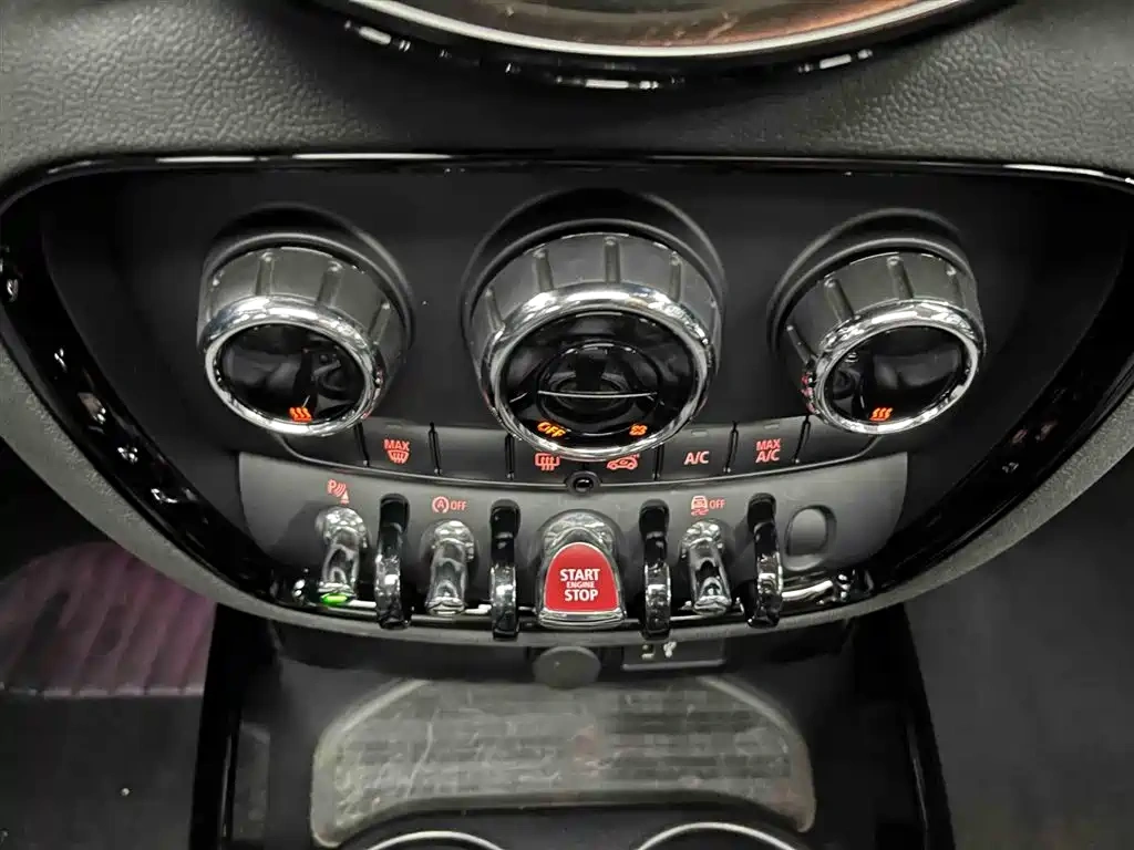 MINI MINI CLUBMAN 2022 1.5T COOPER Connoisseur