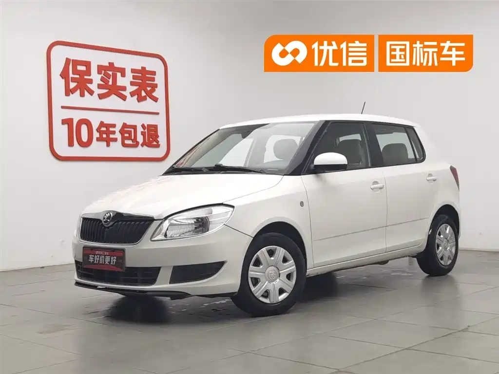 Škoda Fabia 2012 1.4L Manual Crystal Edition