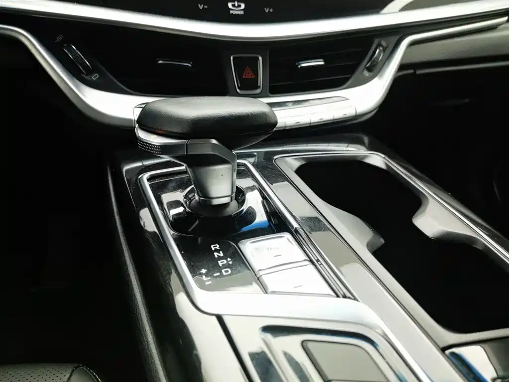 Geely Borui PHEV 2022 1.5T PHEV Range Upgrade Luxury Edition