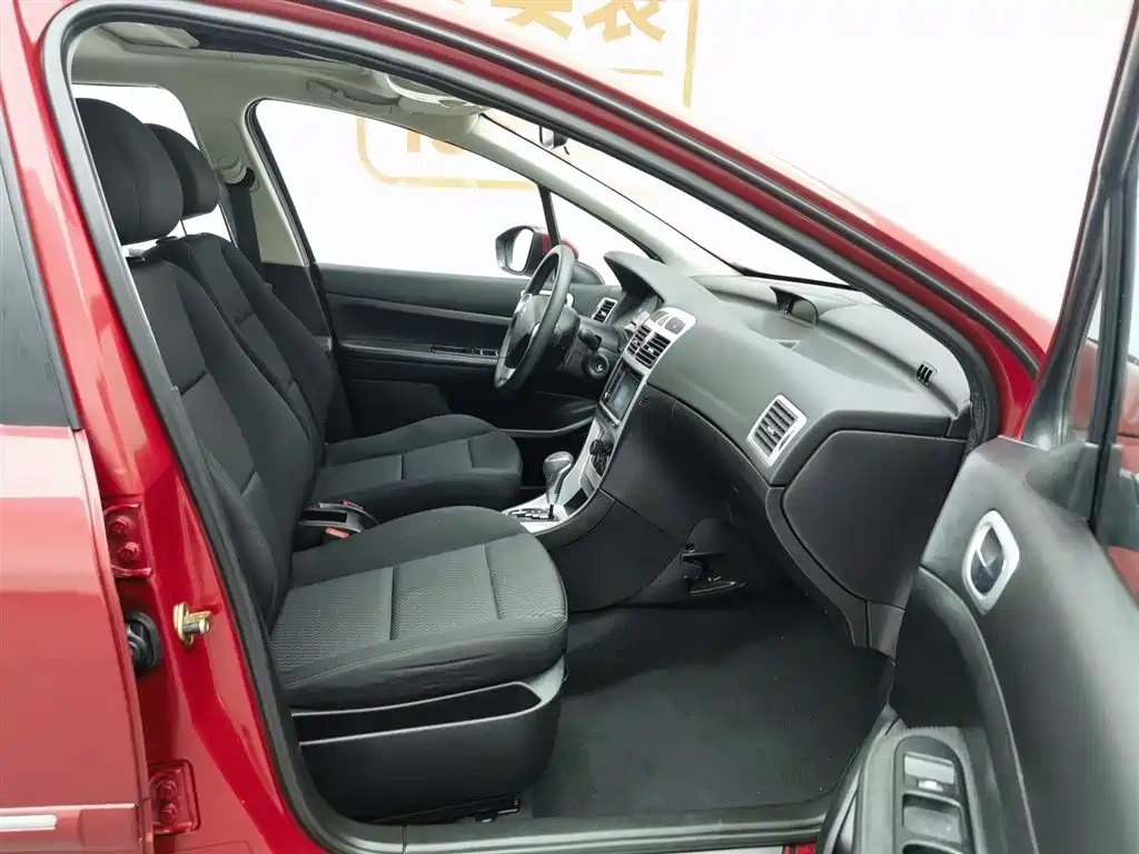 Peugeot Peugeot 307 2013 1.6L Automatic CROSS
