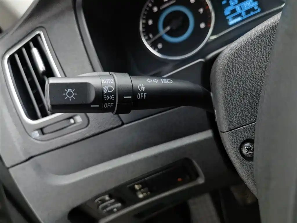 Geely Vision 2015 1.5L Manual Elite