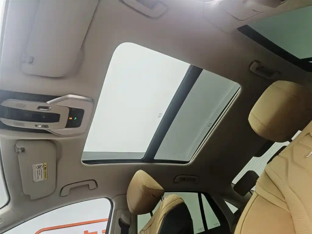 Hongqi Hongqi H5 2023 2.0T Auto Smart Connect Flagship