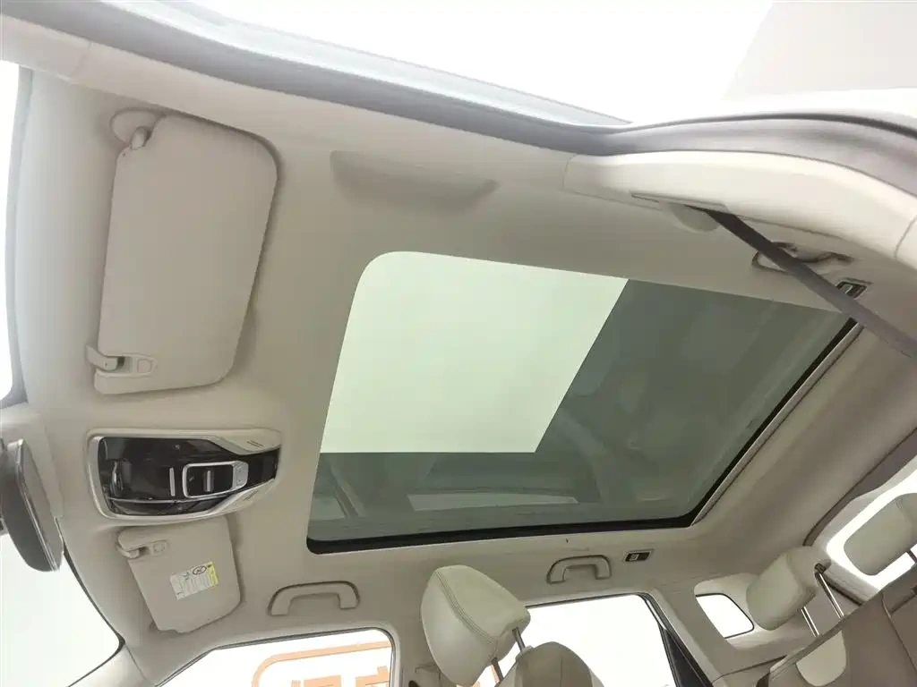Geely Geely ICON 2022 1.5TD Azure Limited Edition