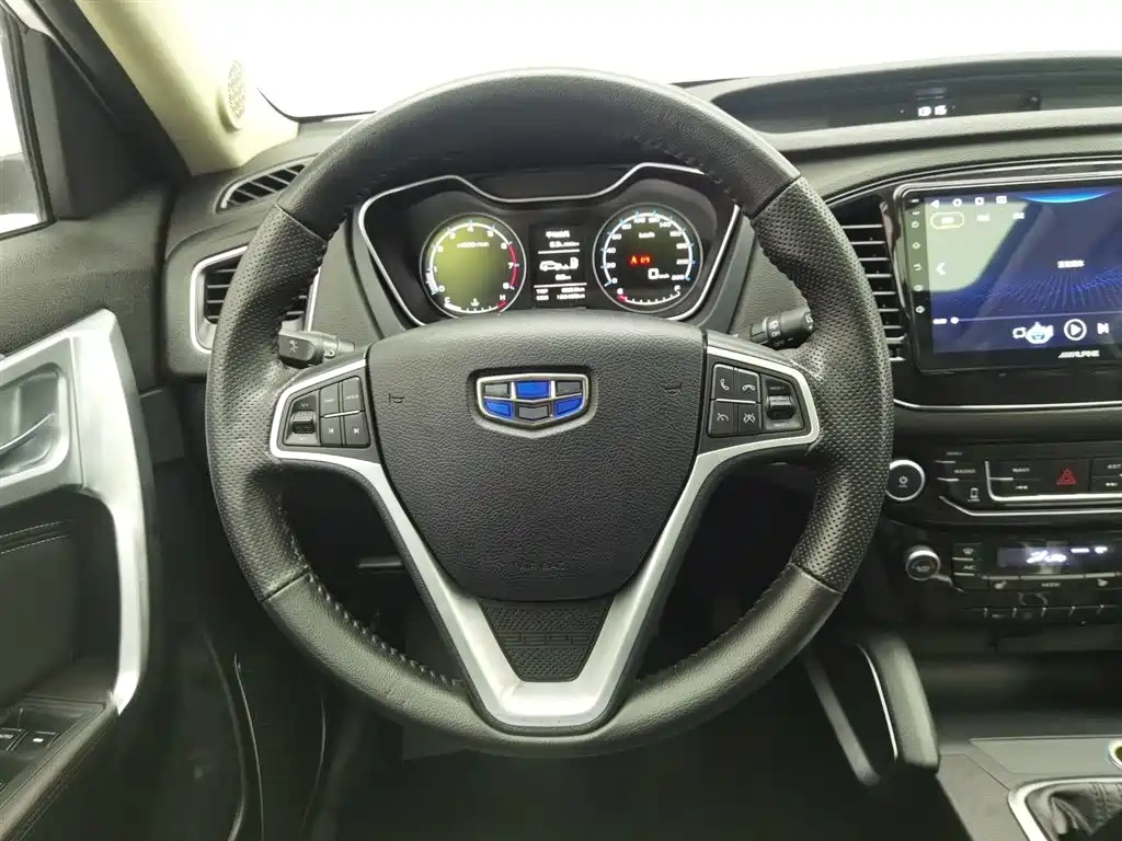 Geely Emgrand X6 2016 1.8L Manual Premium