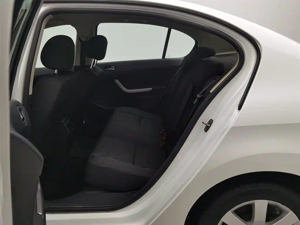 Peugeot Peugeot 408 2013 1.6L Manual Comfort Edition
