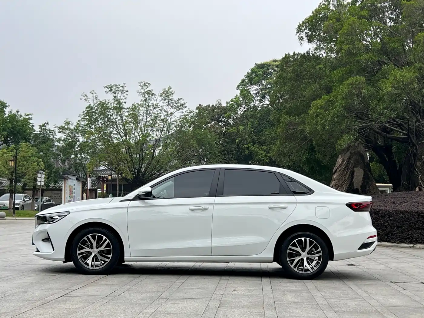 Geely Emgrand 2023 4th Gen Champion Edition 1.5L CVT Luxury