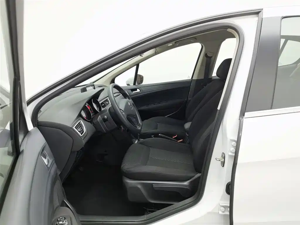 Peugeot Peugeot 308 2014 Model Joy Edition Classic 1.6L Automatic Superior Style