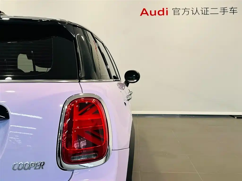 MINI MINI 2023 Facelift 1.5T COOPER Artist 5-Door