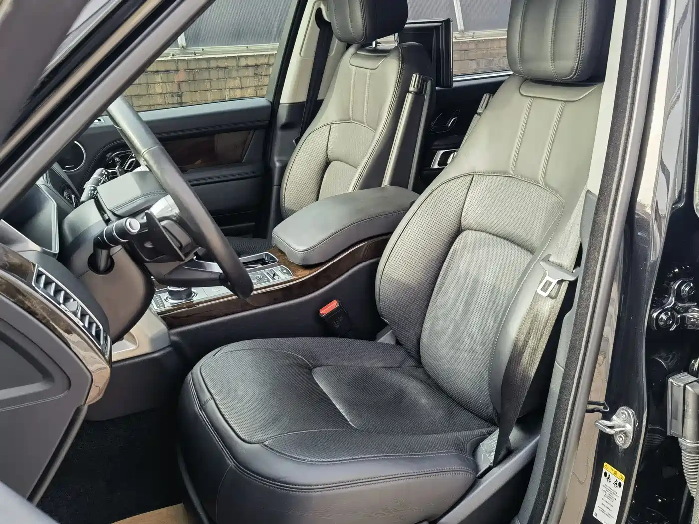 Land Rover Range Rover 2020 3.0 L6 Heritage Extended Edition