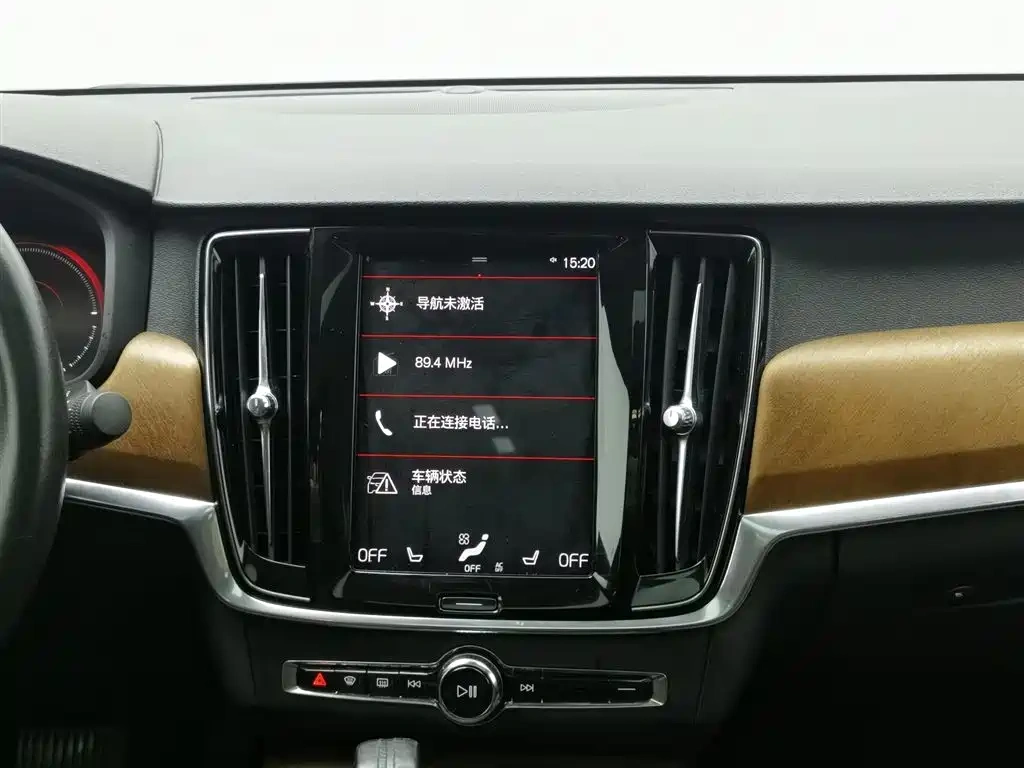Volvo Volvo S90 Plug-in Hybrid 2020 Model T8 E-Drive Hybrid Intelligent Luxury Edition