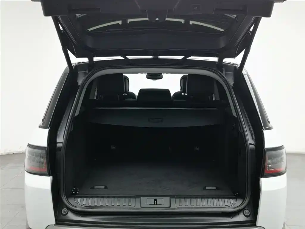 Land Rover Range Rover Sport 2021 3.0 L6 SE