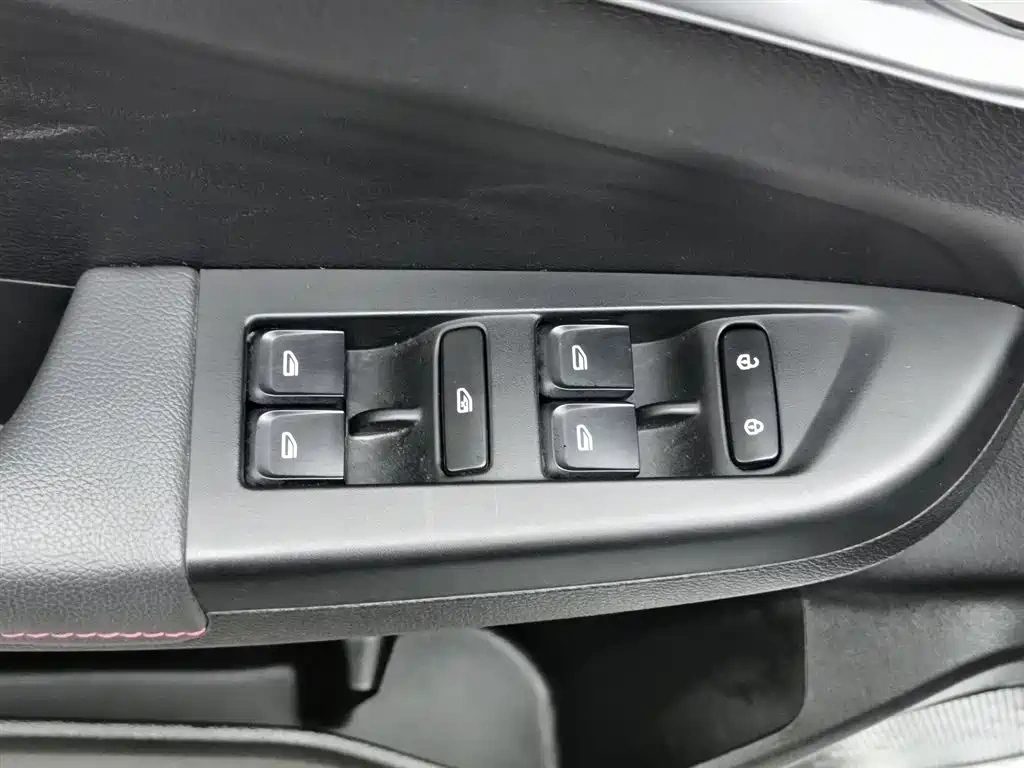Geely Vision X3 2021 PRO 1.5L Manual Elite