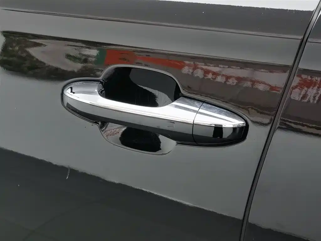 Hongqi Hongqi HS7 2019 3.0T Automatic 4WD Smart Connection Flag Enjoy Edition