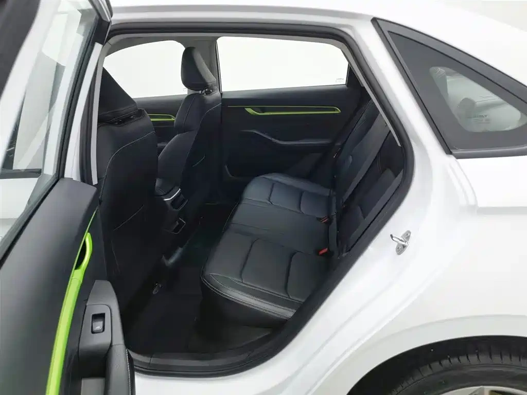 Geely Emgrand Methanol 2022 4th Gen 1.8L DHT Methanol Edition