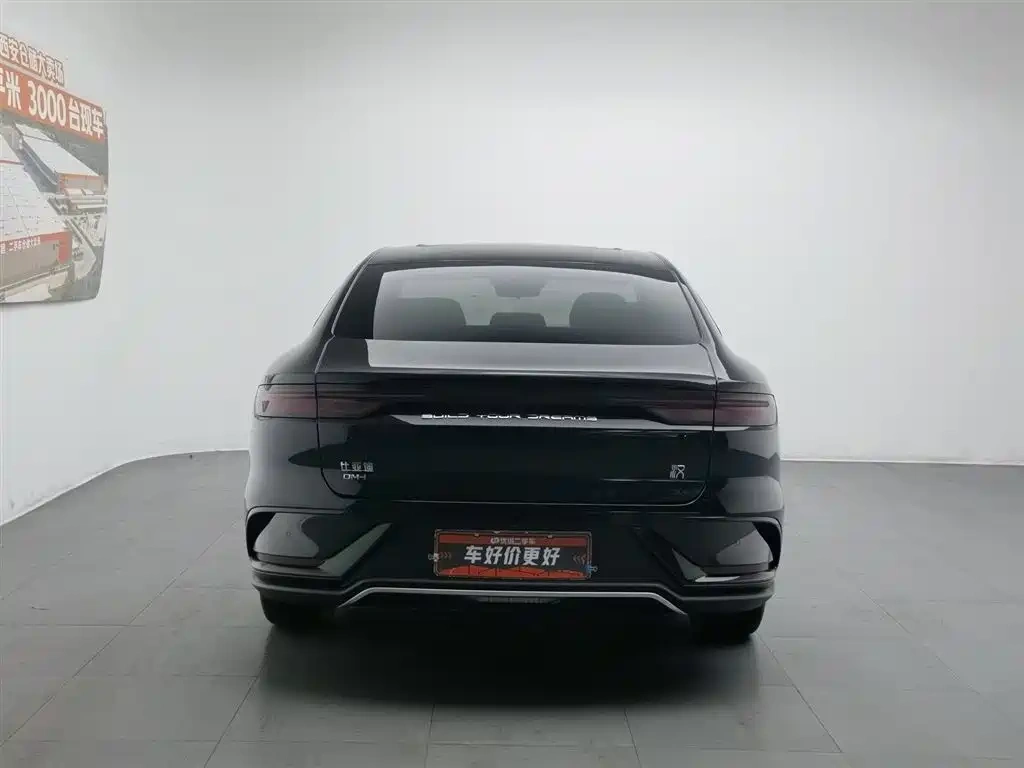 BYD Han 2024 DM-i Glory Edition 121KM Honor