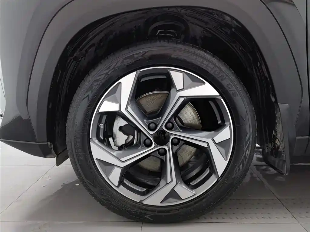 Geely Boyue L 2023 1.5TD DCT Premium