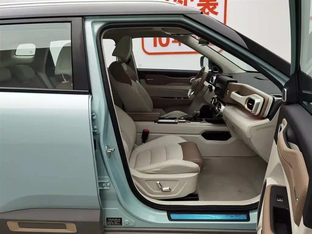 Geely Geely ICON 2022 1.5TD Azure Limited Edition