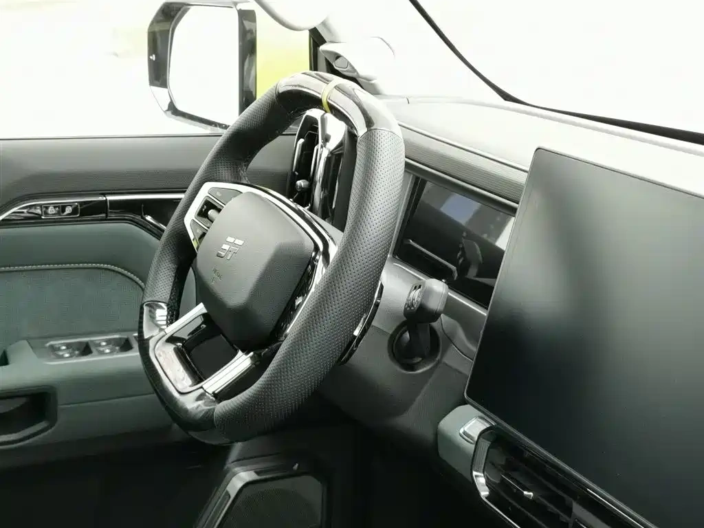 Jetour Jetour Traveler 2023 Model 2.0T 4WD Cross PRO