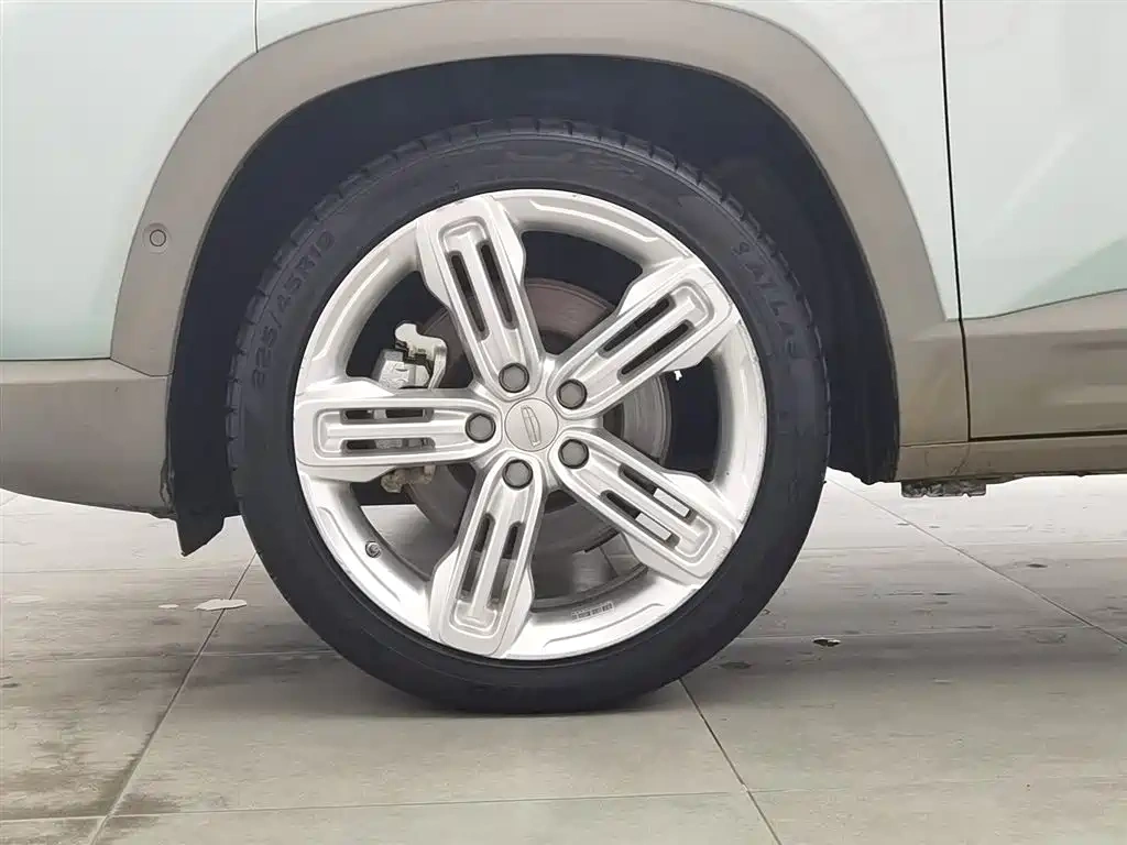 Geely Geely ICON 2022 1.5TD Azure Limited Edition