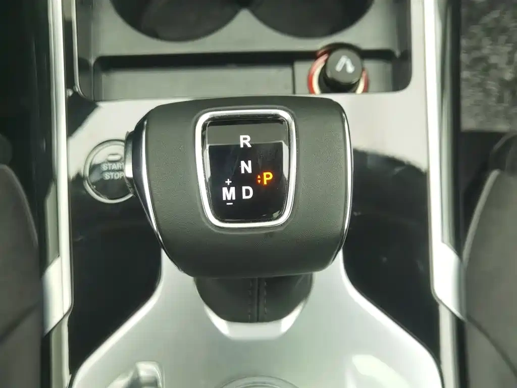 Hongqi Hongqi HS5 2019 2.0T Intelligent Connected Flagship Edition