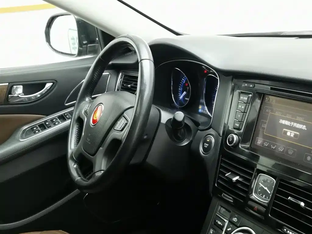 Hongqi Hongqi H7 2015 2.0T Luxury