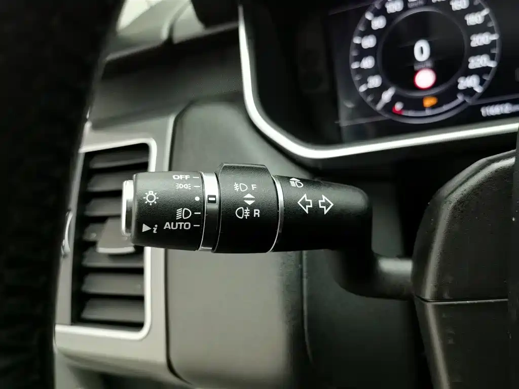 Land Rover Range Rover Sport 2021 3.0 L6 SE