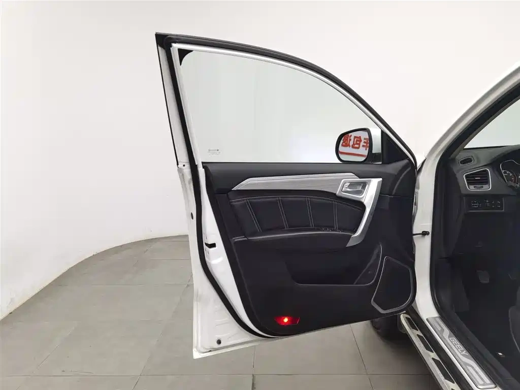Geely Emgrand X6 2016 1.8L Manual Premium