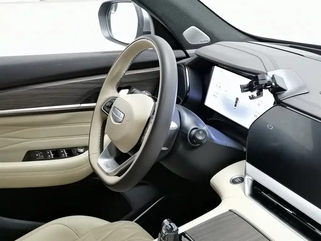 Geely Xingyue L 2025 Oriental Glory 2.0TD Automatic AWD Moon View Edition