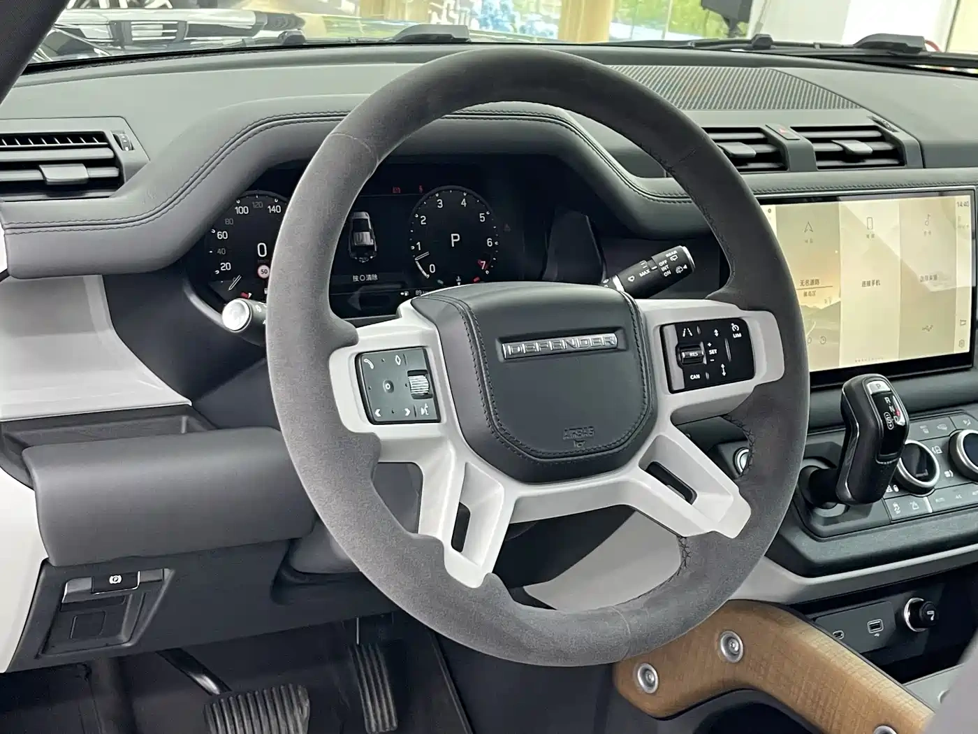 Land Rover Land Rover Defender 2023 Facelift 110 3.0T P400 Dark Special Edition