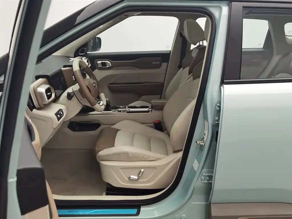 Geely Geely ICON 2022 1.5TD Azure Limited Edition