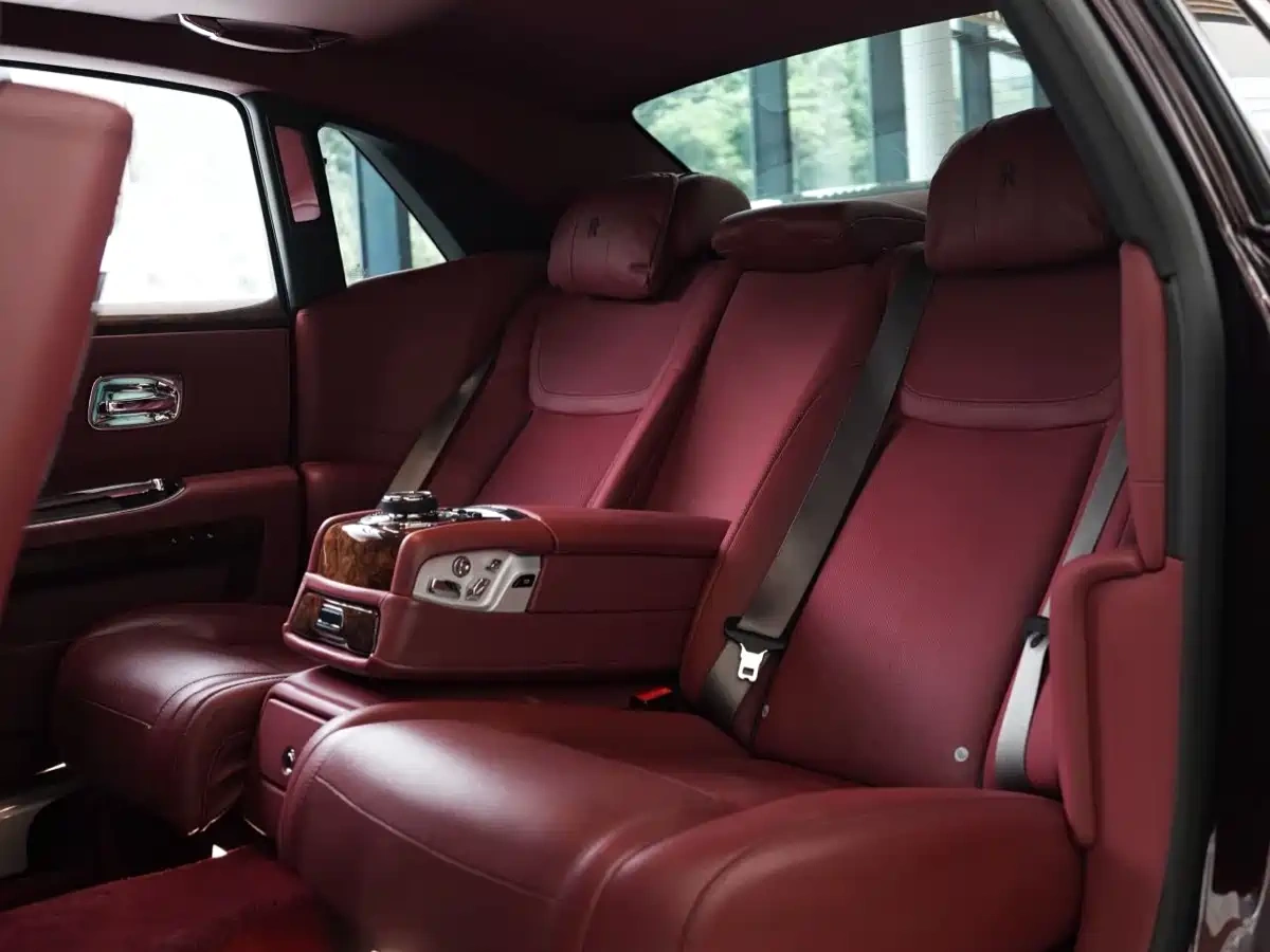 Rolls-Royce Ghost 2018 6.6T Long Wheelbase Edition