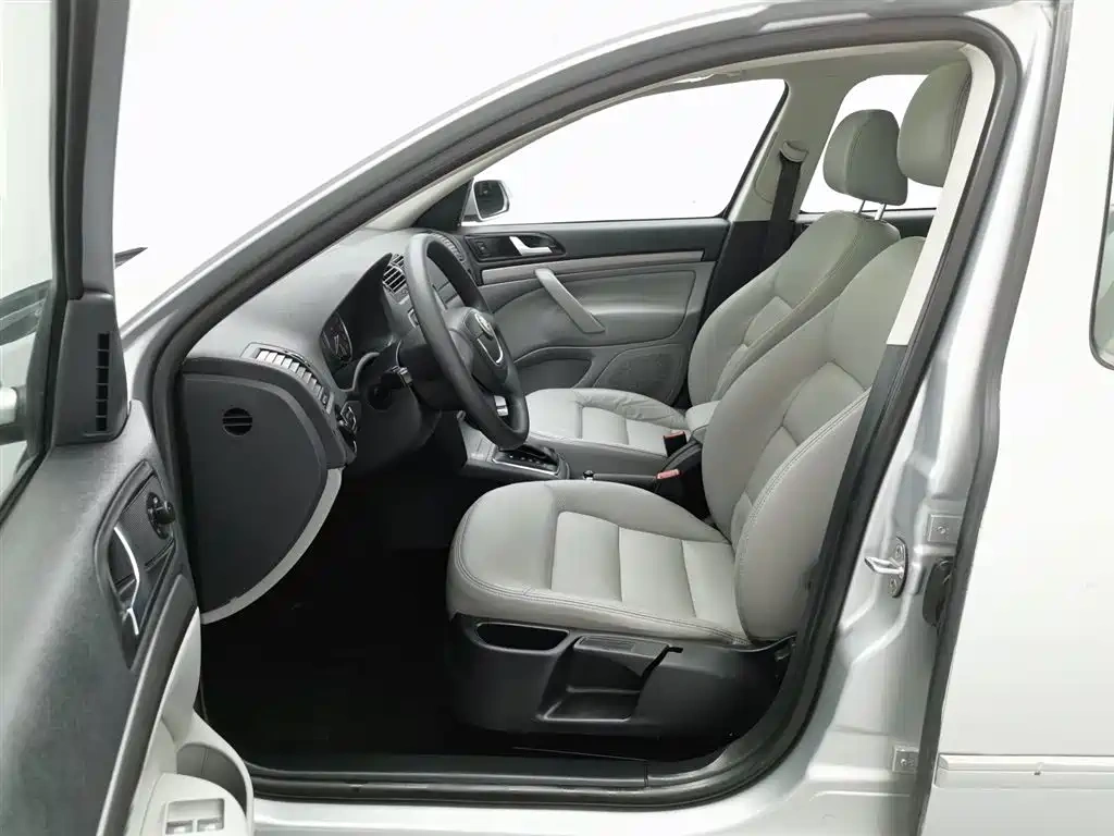 Škoda Octavia 2010 Model 2.0L Automatic Elegance Edition