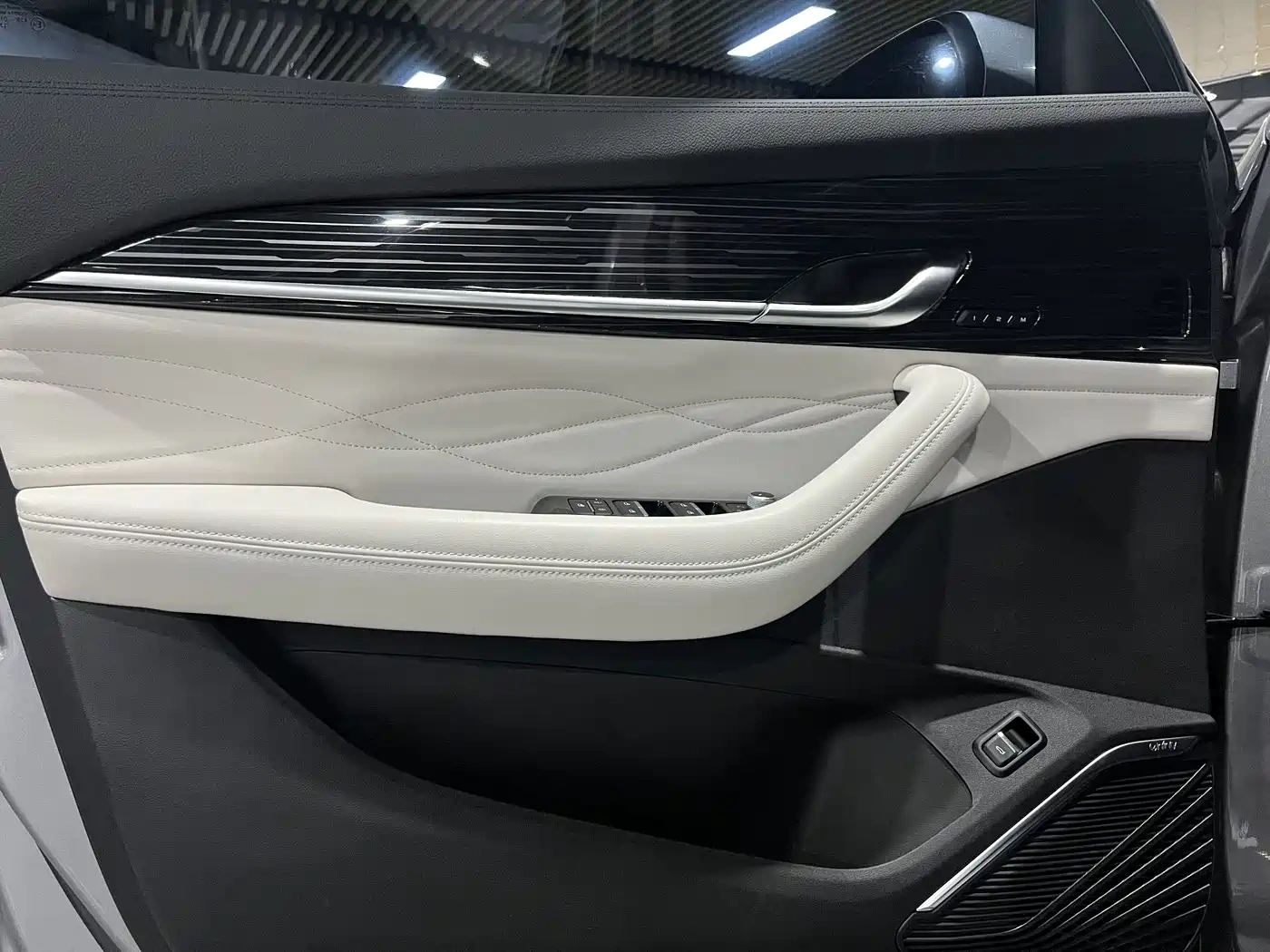 Geely Xingyue L 2023 2.0TD High-power Automatic 2WD Flagship