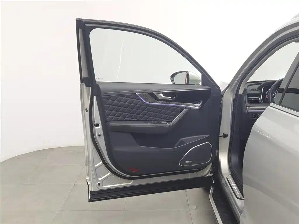 Hongqi Hongqi HS5 2019 2.0T Intelligent Connected Flagship Edition